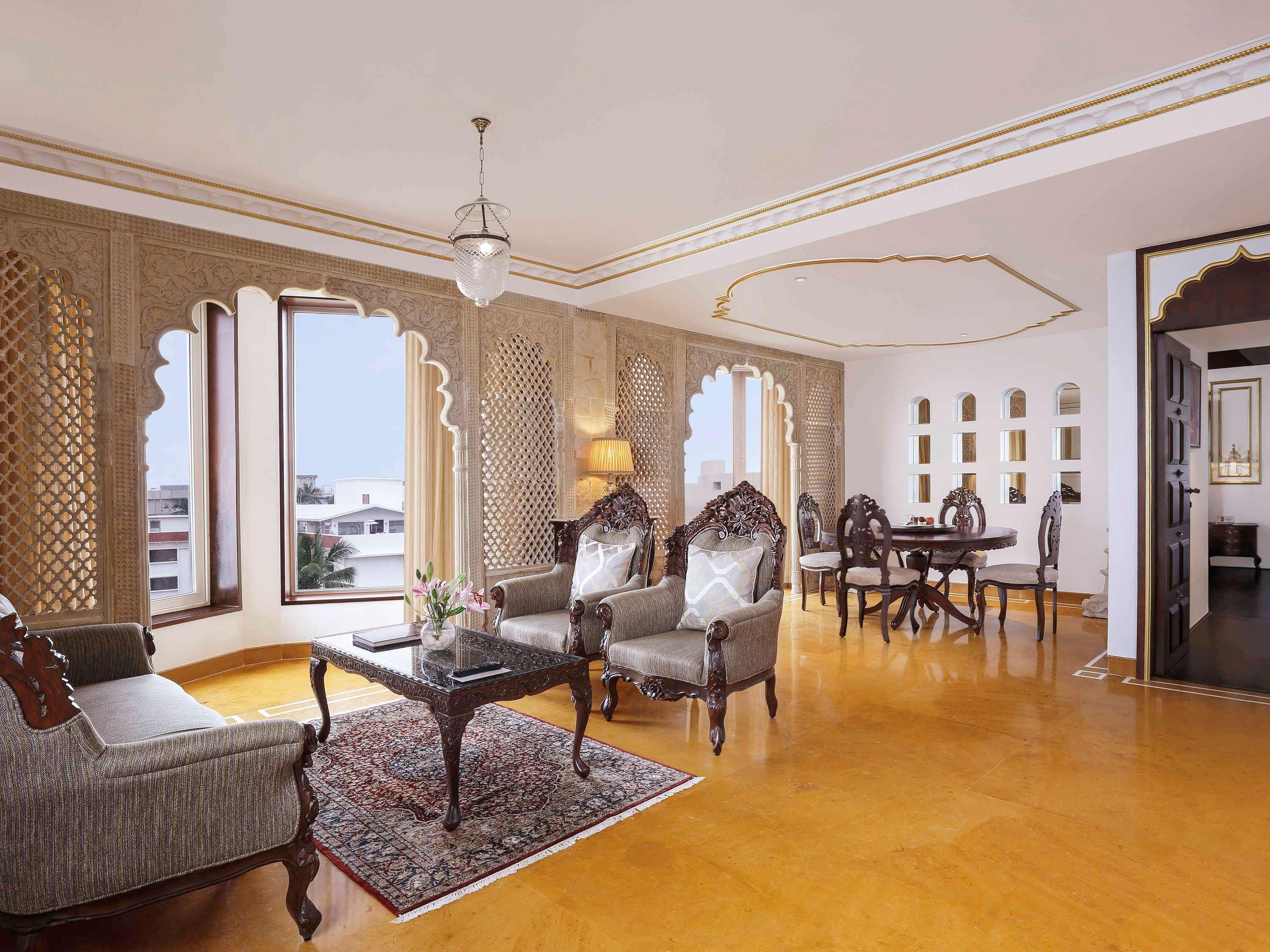 Novotel Mumbai Juhu Beach Екстер'єр фото A suite at the Taj Mahal Palace