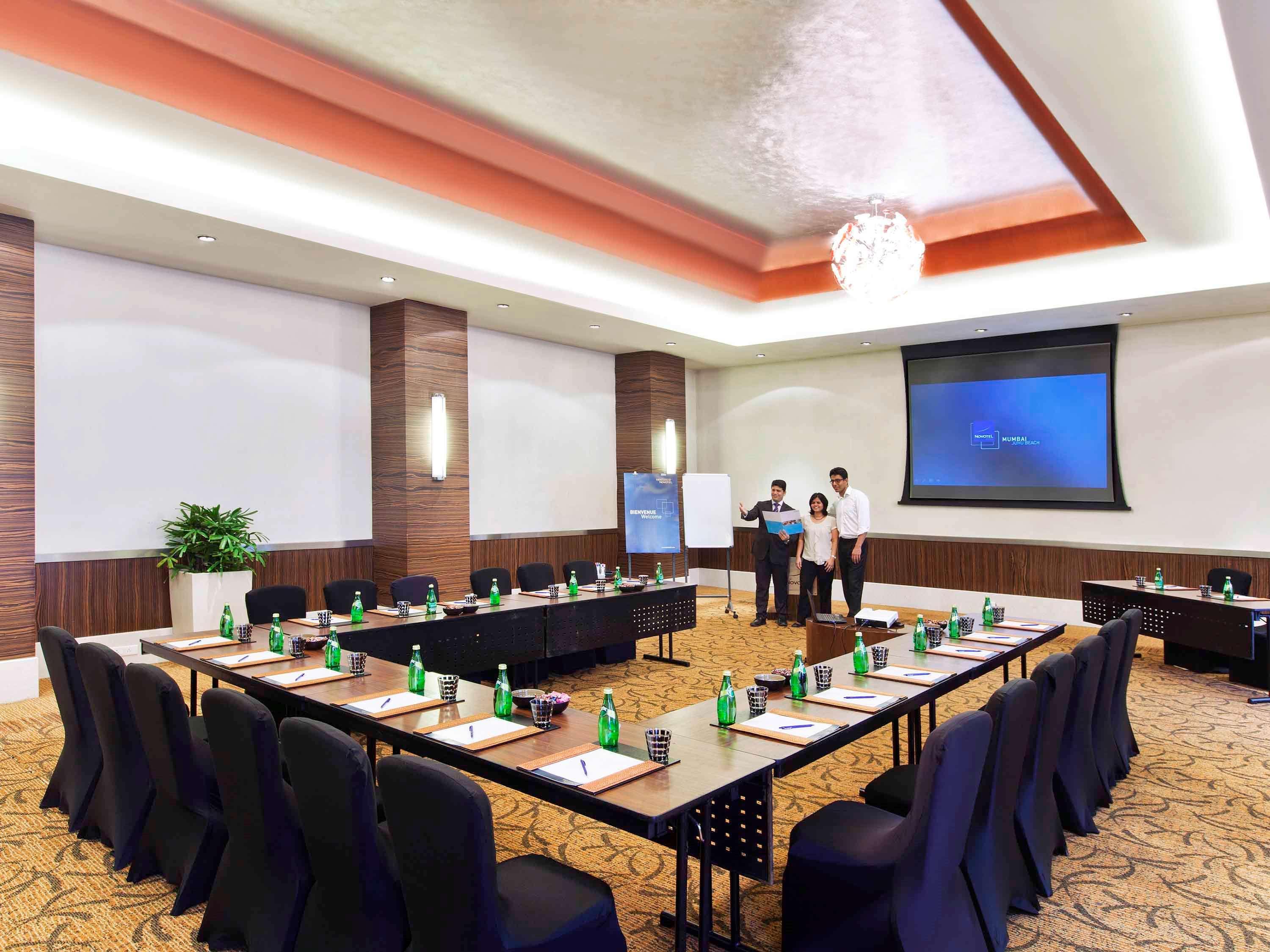 Novotel Mumbai Juhu Beach Екстер'єр фото Meeting room